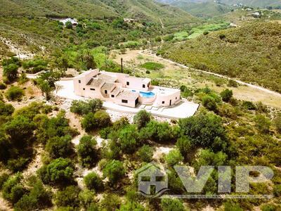 4 Slaapkamer Boerderij in Turre